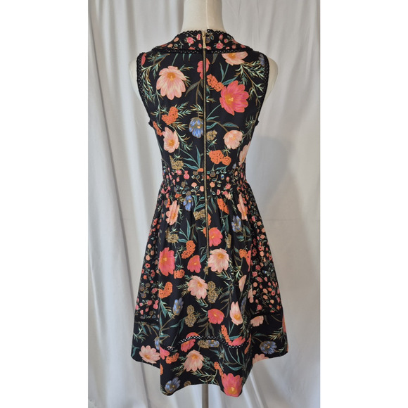 LN Kate Spade New York Black Floral Mixed Blossom Fit & Flare Dress US 4 - Picture 7 of 9
